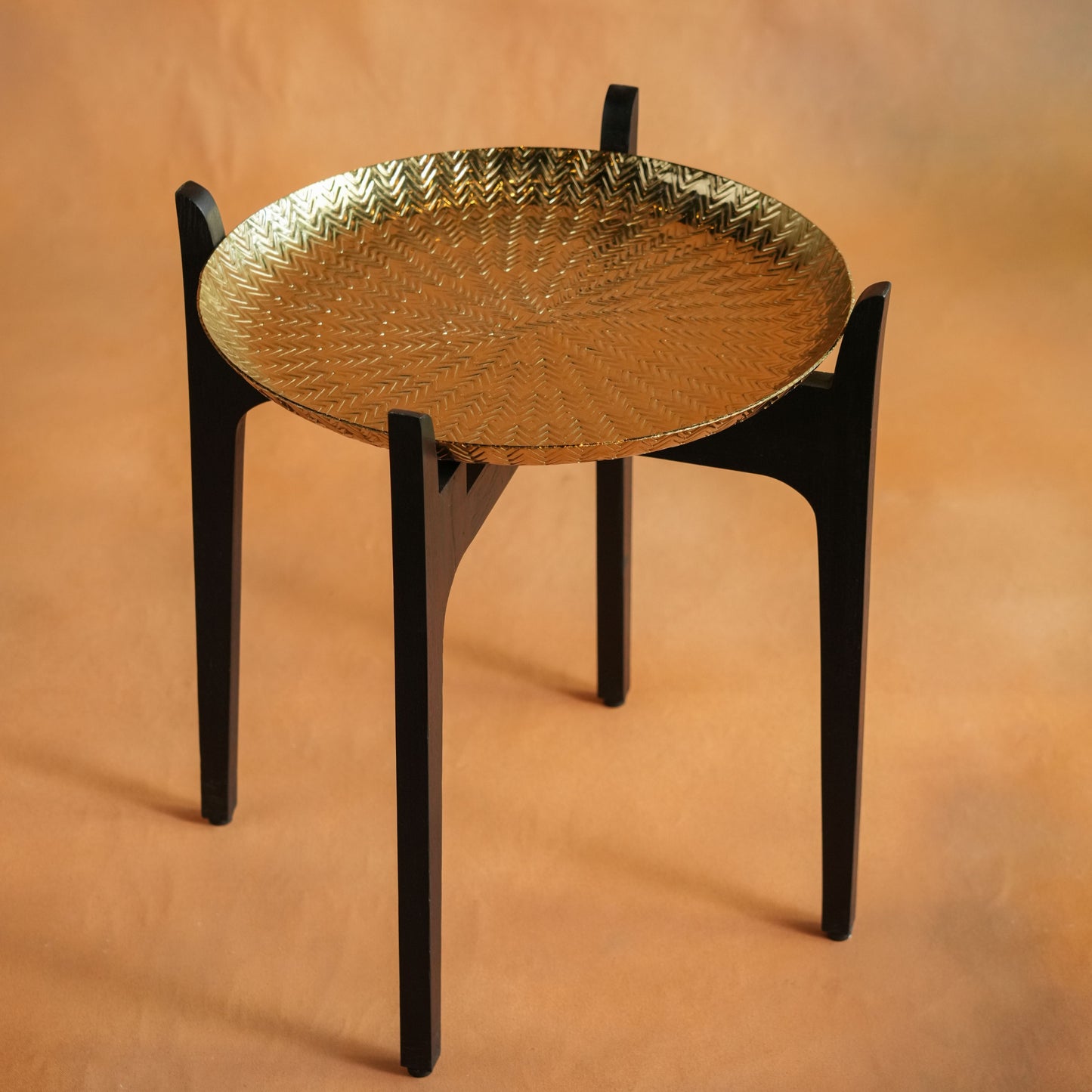 Sona Tray Table