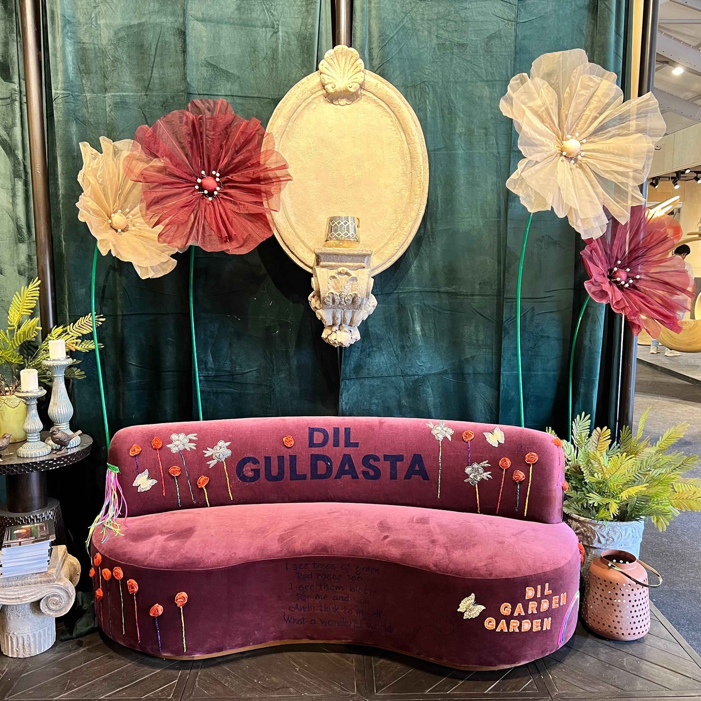 Dil Guldasta Sofa