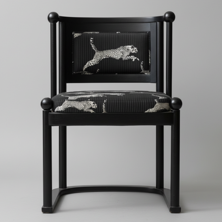 Prowl Noir Chair – Sculptural Black Dining Chair