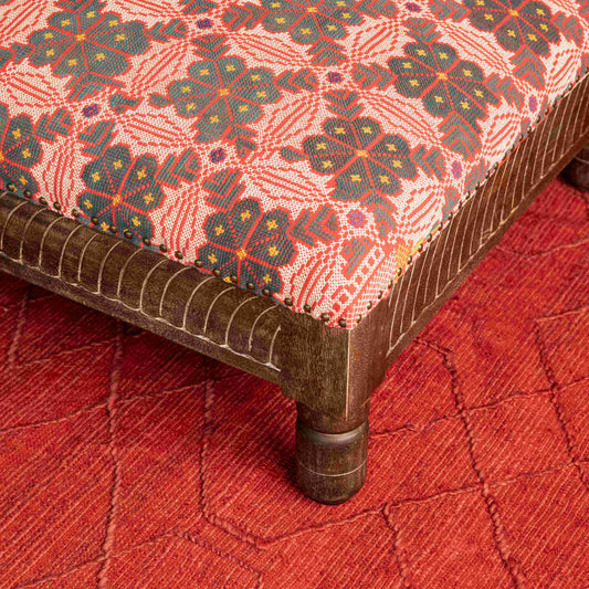 Palash Ottoman