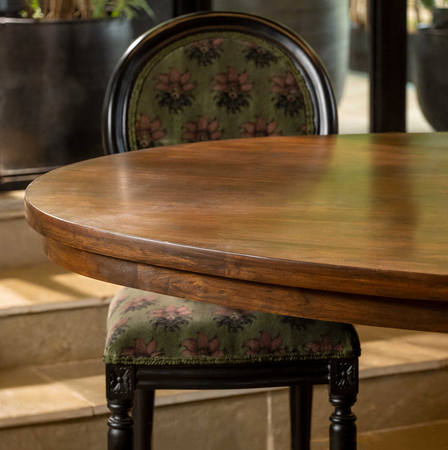 Ripple Dining Table